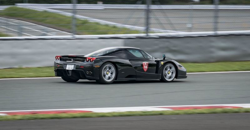 Illustration for article titled This Is How Japan Throws A Ferrari Party